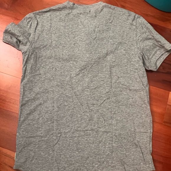 American Eagle grey button up - Picture 2 of 4